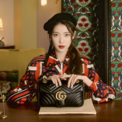 46위 [가수 아이유] GUCCI 구찌 마몬트 마틀라세 백 화이트,블랙 & 미니,스몰,미디움 443497