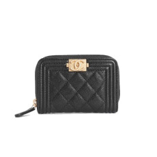 CHANEL 샤넬 캐비어 보이 지퍼 카드지갑
