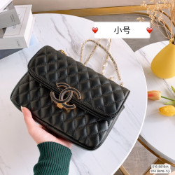 CHANEL 샤넬 크로스백