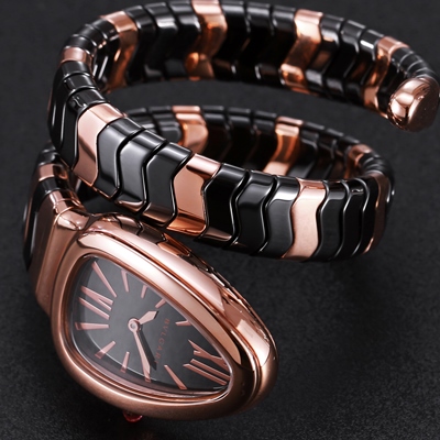 BULGARI 불가리 세르펜티 스피가 여성용시계 쿼츠 화이트 세라믹 세르펜티 스피가 여성용시계 쿼츠 블랙 세라믹 / 18K 로즈골드 블랙다이얼 bvl0098 - Bvlgari Serpenti Spiga Black Lacquered Dial Quartz Ladies Watch Black Ceramic And Pink gold Black dia