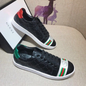 GUCCI 구찌 GG로고 레더 스니커즈
