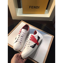 FENDI 펜디 버그 스니커즈