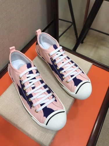 BURBERRY 버버리 카우프린트 스니커즈