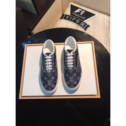 LOUIS VUITTON 루이비통 모노그램 스니커즈