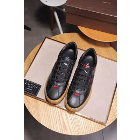 GUCCI 구찌 GG레더 스니커즈