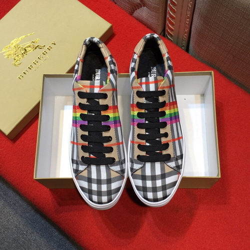 BURBERRY 버버리 레인보우 스니커즈