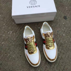 VERSACE 베르사체 고급스럽고 깔끔한 스니커즈