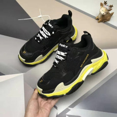 BALENCIAGA 발렌시아가 트리플S