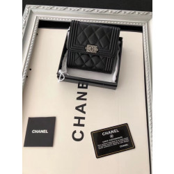 CHANEL 샤넬 보이 지갑