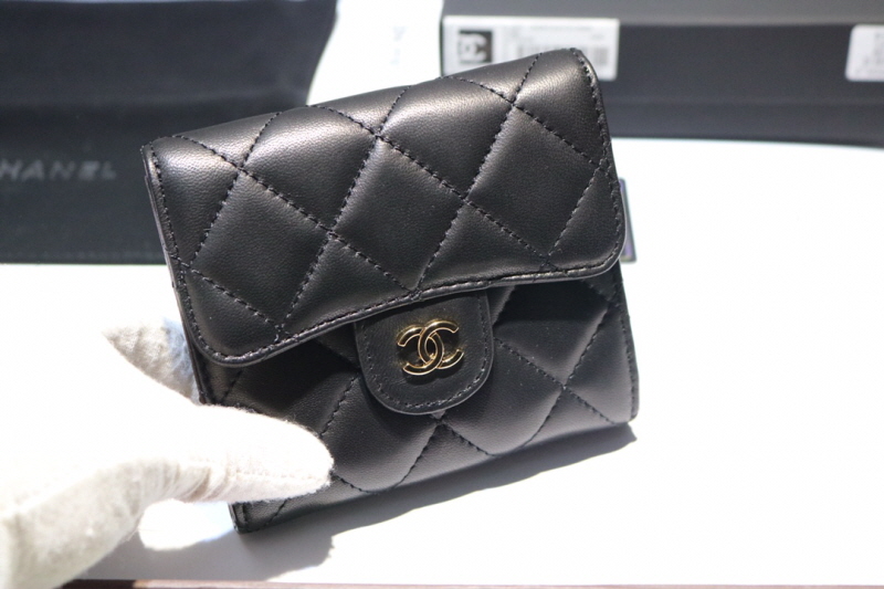 CHANEL 샤넬 램스킨 클래식 지갑