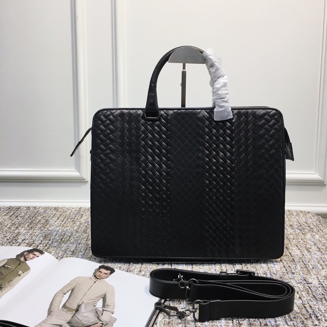 BOTTEGA VENETA 보테가베네타 남성용 서류가방
