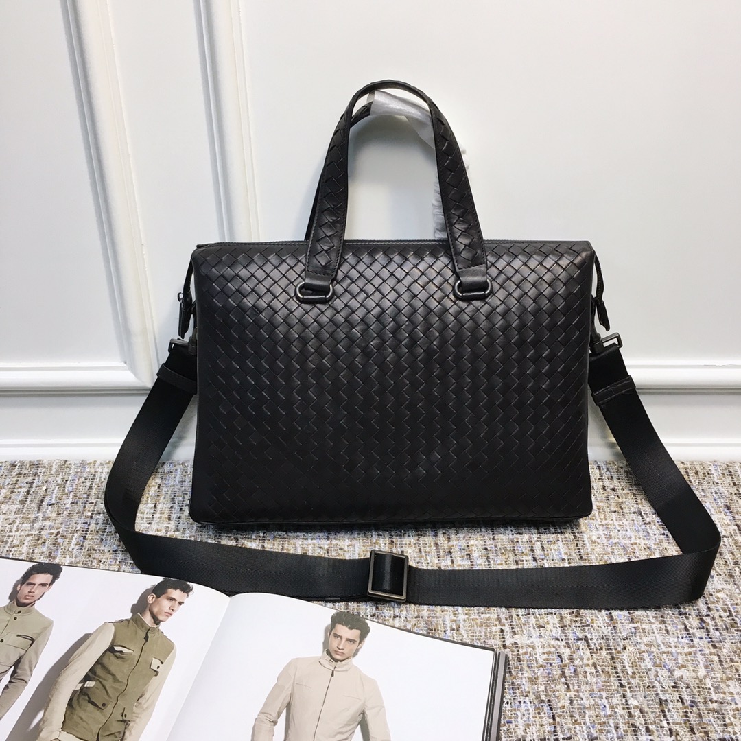 BOTTEGA VENETA 보테가베네타 남성용 서류가방