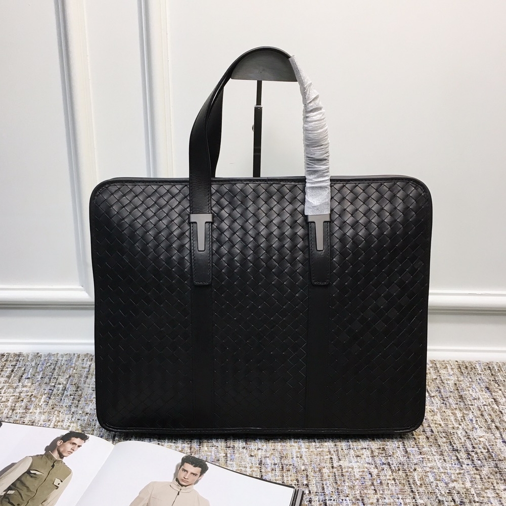 BOTTEGA VENETA 보테가베네타 남성용 서류가방