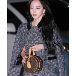 [배우 한예슬] LOUIS VUITTON 루이비통 부아트 샤포 수플 백 M52294 2COLOR