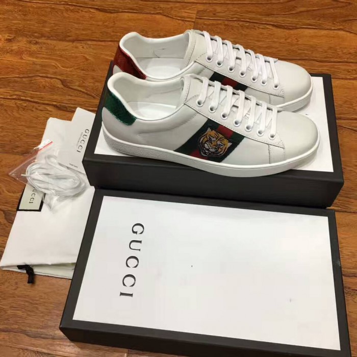 GUCCI 구찌 에이스 타이거 스니커즈