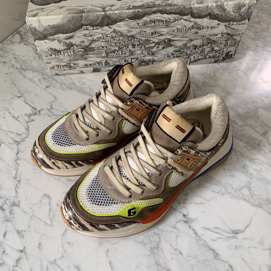 GUCCI 구찌 울트라페이스 스니커즈