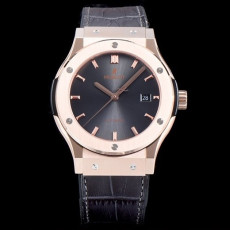 HUBLOT 위블로 클레식 퓨전 511.OX.1181.LR 18k 로즈골드 케이스 블랙 다이얼 블랙 레더스트랩 오토매틱 무브먼트 hub0215 - Hublot Classic Fusion Daily Watch Simple Classic Type Upgrade 18k Rose Gold Case Black Dial Black Leather Strap Automatic Movement