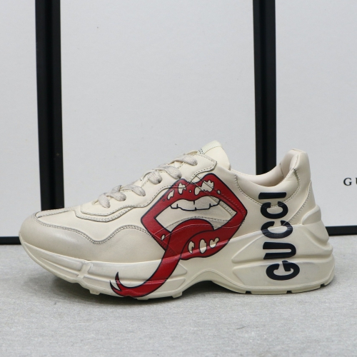 GUCCI 구찌 라이톤 입술더티 스니커즈