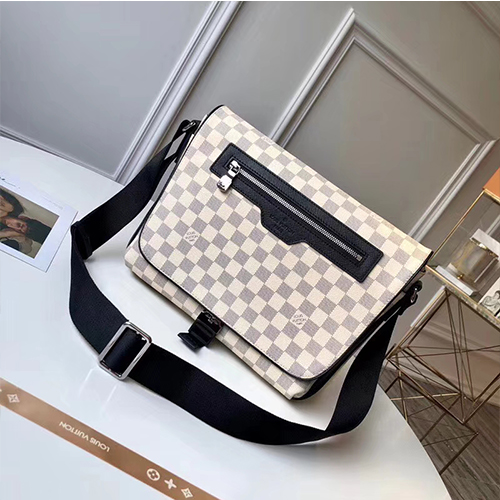 LOUIS VUITTON 루이비통 매치포인트 메신저 N40019