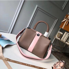 LOUIS VUITTON 루이비통 닥터백 M54374