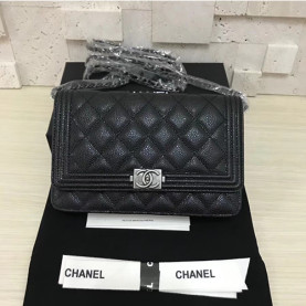 CHANEL 샤넬 보이 WOC032