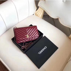 CHANEL 샤넬 쉐브론 트렌디 WOC025