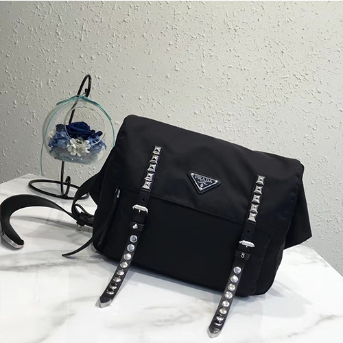 PRADA 프라다 블랙 나일론 벨트백 1BL013