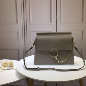 CHLOE 끌로에 페이백 미디움