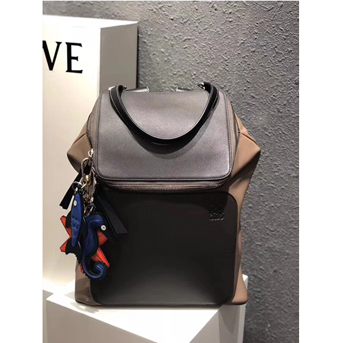 LOEWE 로에베 백팩