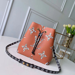 LOUIS VUITTON 루이비통 네오노에 M44717