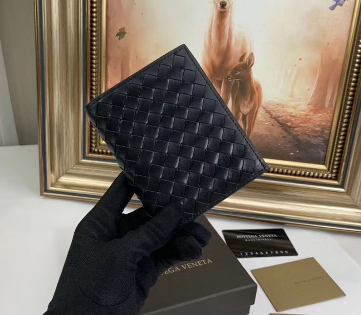 BOTTEGA VENETA 보테가베네타 인트레치아토 VN 폴더 반지갑