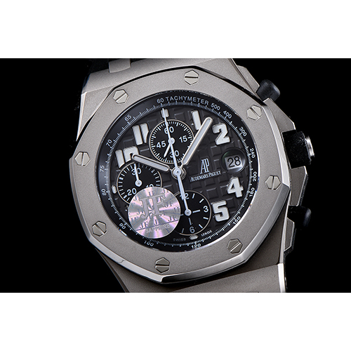 AUDEMARS PIGUET 오데마피게 로얄오크 오프쇼어 26020ST.OO.D101CR.01