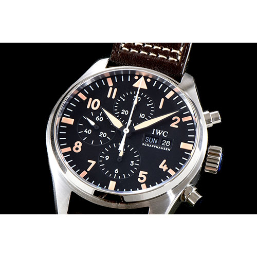 IWC 아이더블유씨 파일럿 크로노그라프 IW387901