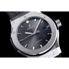 HUBLOT 위블로 클래식퓨전 칼리버 542.NX.7071.LR