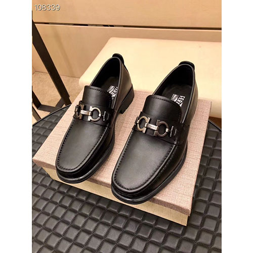 FERRAGAMO 페레가모 M2283