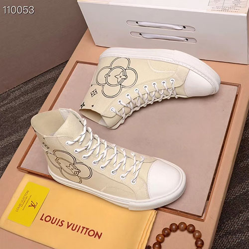 LOUIS VUITTON 루이비통 남성용 스니커즈 M3046-2