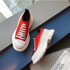 ALEXANDER MCQUEEN 알렉산더맥퀸 트레드슬릭 N0143-1