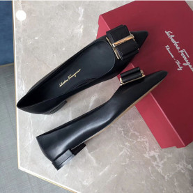 FERRAGAMO 페레가모 더블보우 플랫 M1620-6