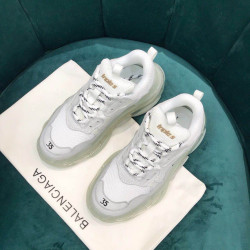 BALENCIAGA 발렌시아가 트리플S 남여 공용 스니커즈2