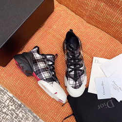 DIOR 디올 D 커넥트 스니커즈 M2777-5