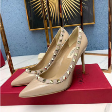 VALENTINO 발렌티노 락스터드힐 9.5cm M2184-6