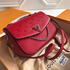 LOUIS VUITTON 루이비통 베리 새들백 SADDLE M51682