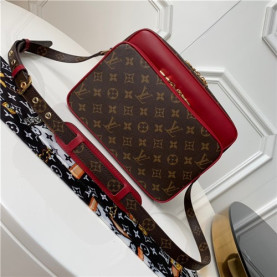 LOUIS VUITTON 루이비통 닐 슬림 M51478 신상