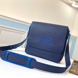 LOUIS VUITTON 루이비통 로만 숄더백 M30362신상