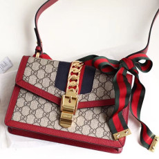 GUCCI 구찌 뉴 실비백 신상 421882