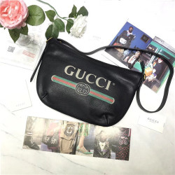 GUCCI 구찌 반달 호보백 GG 523588