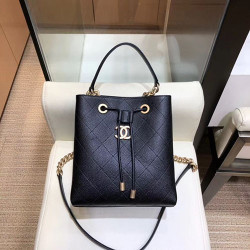 CHANEL 샤넬 토트&숄더백 AS301812