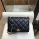 CHANEL 샤넬 플랩 숄더백 AS8869