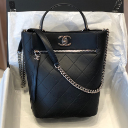 CHANEL 샤넬 버킷백 스몰 AS0577