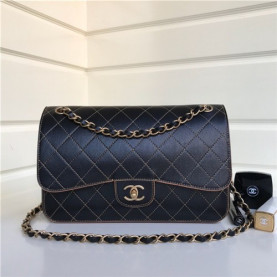 CHANEL 샤넬 클래식 플랩백 30CM AS10592